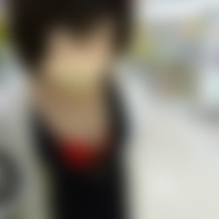 明けましておめでとうございます。
本年もよろしくね！
新規ファンになって私を応援してね♥