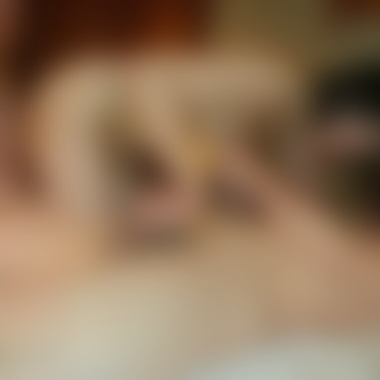 前回やった複数プレイの様子💕
レイに手コキされてる単独さん！
それを見てシコる単独さん！
この空間がもう興奮材料で