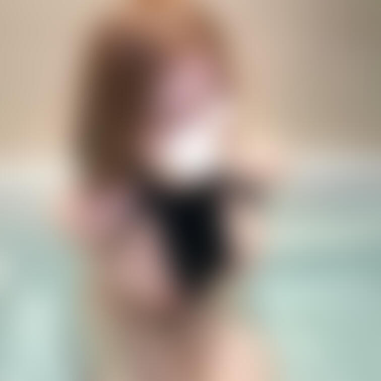 水着からポロっ///

近々久しぶりに ほうにょ う動画載せようかな〜👀‪💭‬