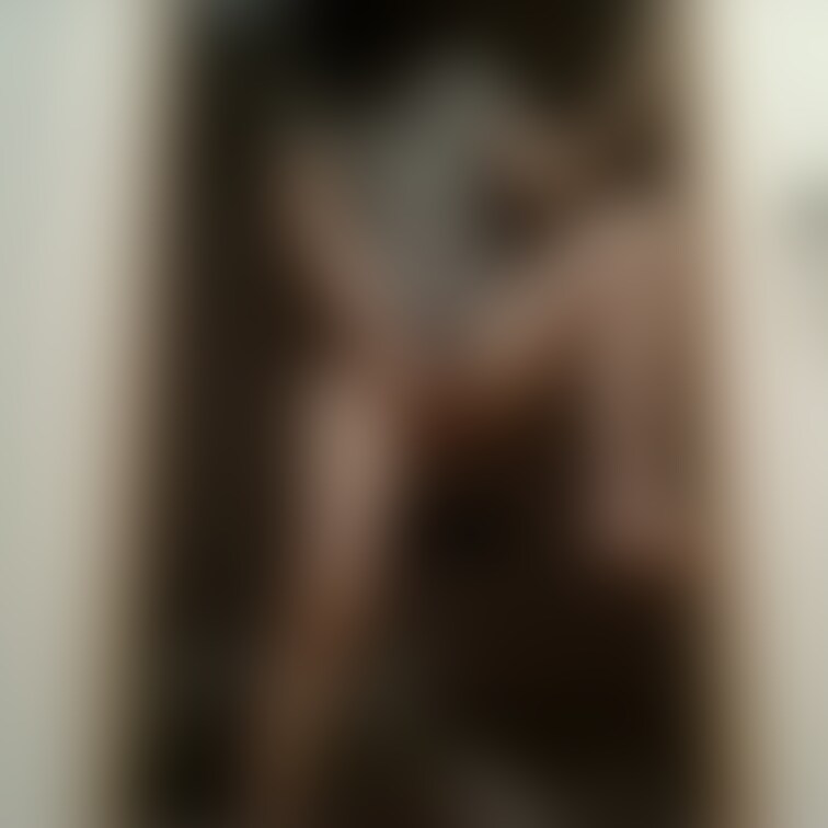 このあと20時より○○○の寝る部屋でのオナ動画を公開します。
