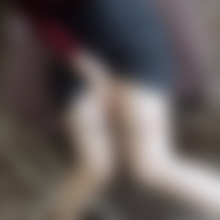 えーん😭制服コスプレ削除されちゃいました🥹
登録してくださった方、ありがとうございます❤️
少しずつアップしてい