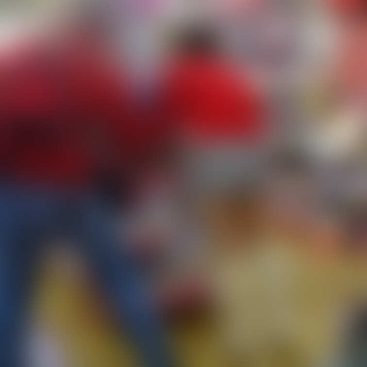 こちらゎ『ウーマナイザー💞』の違いをアレコレと店員さん捕まえて教えてもらっている様子🥰

この店員さんが親切＆丁寧に