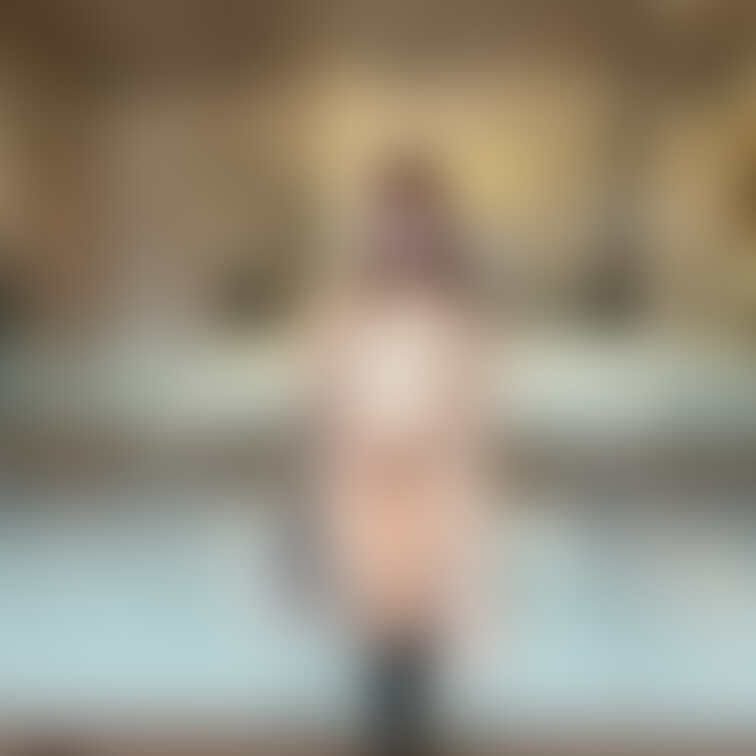 こんばんは!
先日の露出デートの続きを🥰
昨夜と今夜は主人とケンカ?してモヤモヤしてます…不毛な時間をすごしてしまい