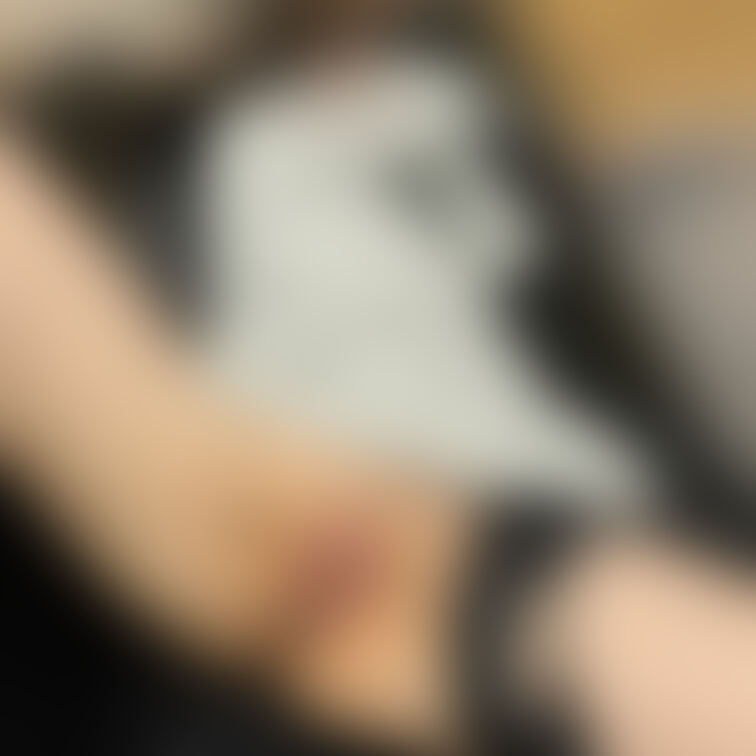 皆様に見て頂けると思うだけでざこまんこはこんなにトロトロです.....
肉便器○○○して頂けませんか??
🔰私と