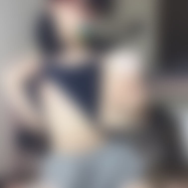 熱でて撮れなかったから前撮って没にしたやつ載せておくね
熱治ったらいっぱい撮るから待っててね🥲