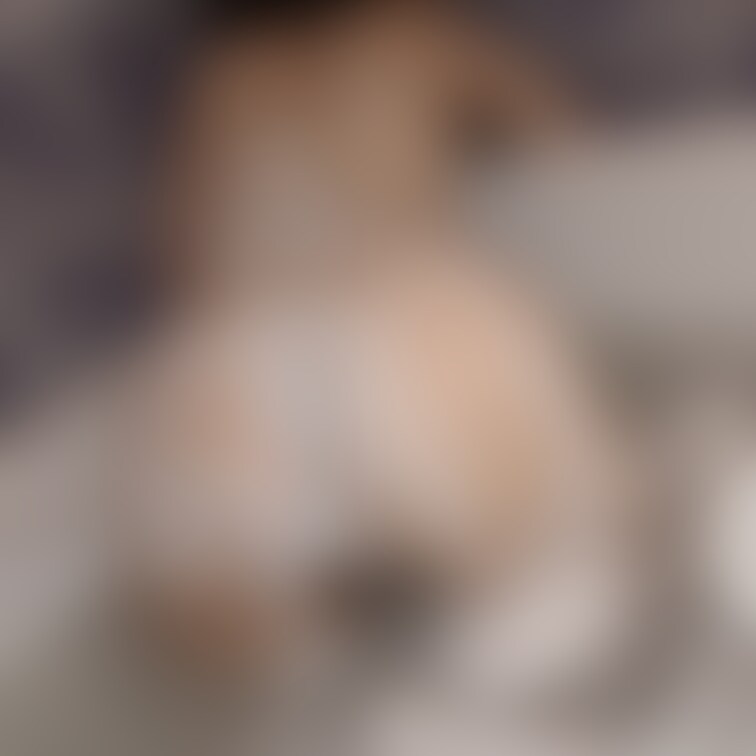 泡まみれのお尻って興奮しません？💘
見えそうで見えないところがポイントです😏❤️
これからもひめののお尻沢山見てね？