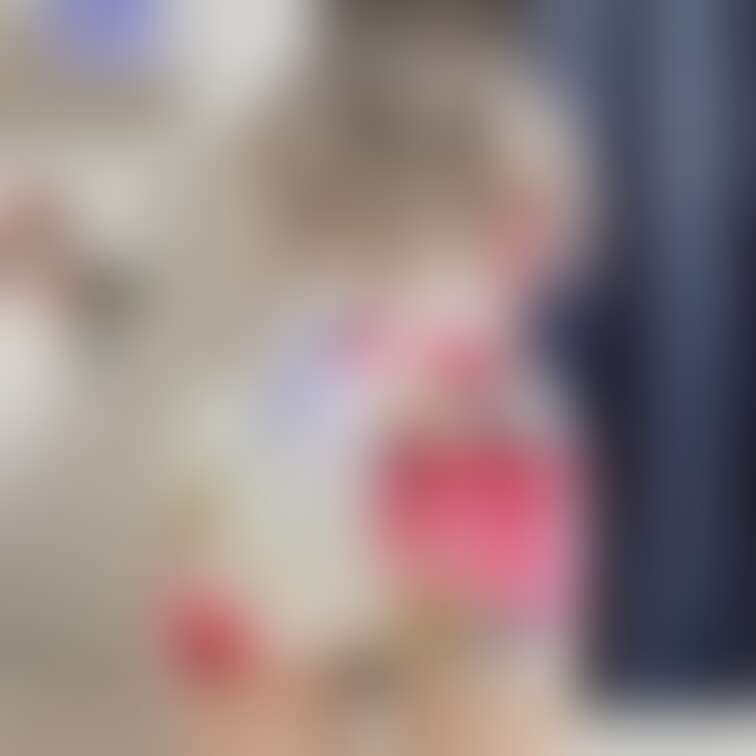 おはょｰございます♡
5枚写真置いときます(*・ω・)ﾏｽ♪

そろそろ生理きそう、お腹痛い🥺