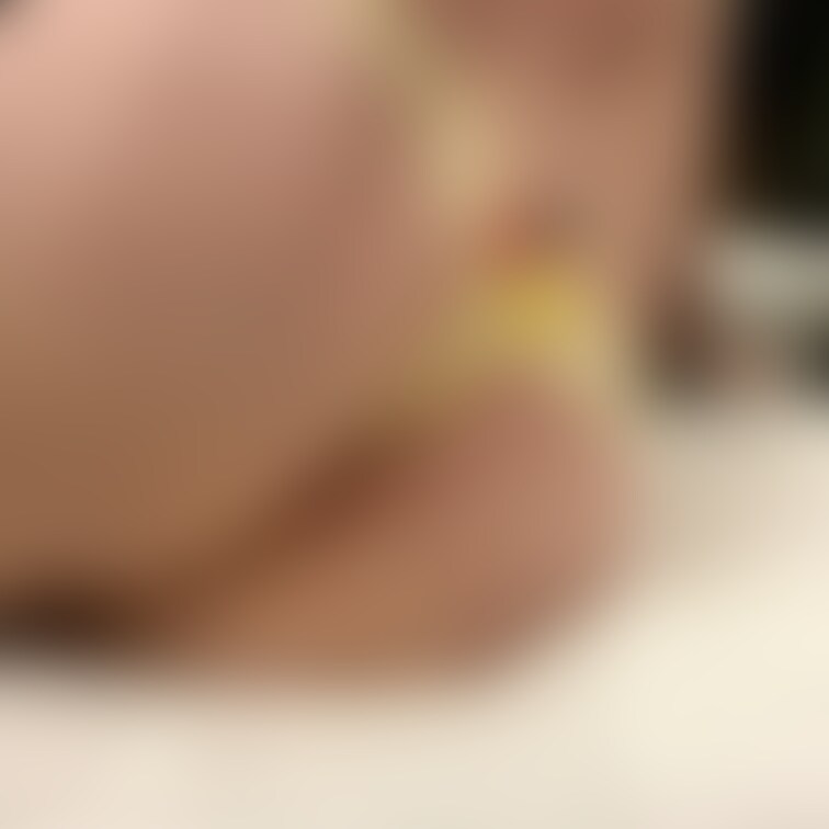 行為前なので
叩かれたり
噛まれたり
していない状態の自撮りです

たまに
「痛くはないのですか？」
と質