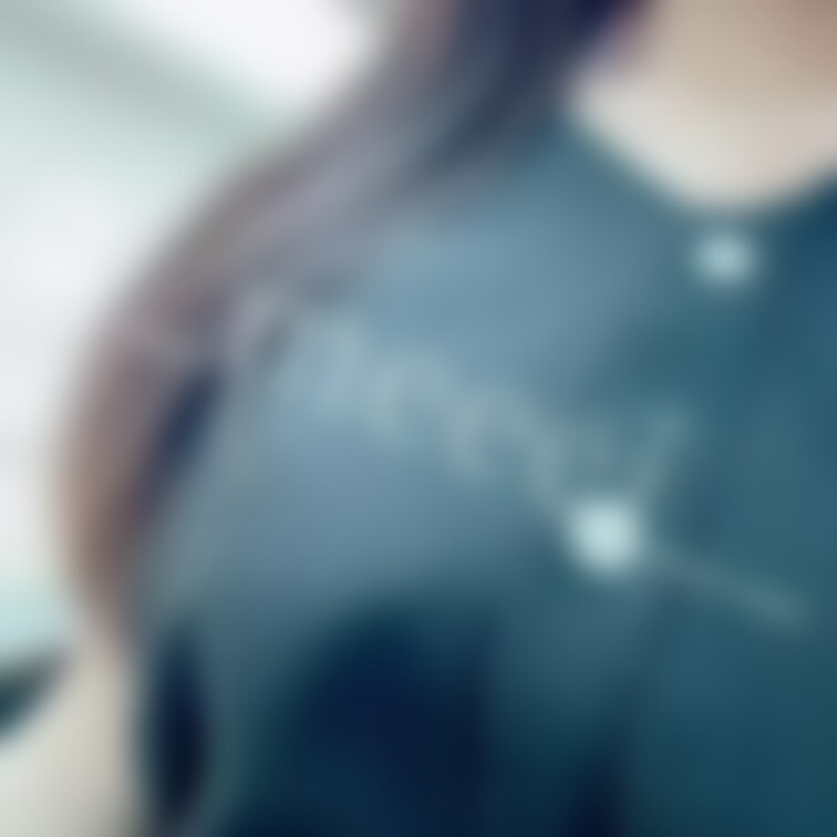 【バス】バス内で服のボタン開けるチャレンジ