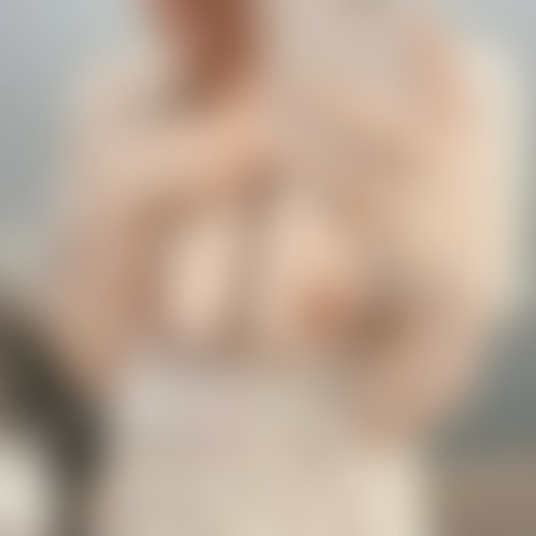 グラビアではこんな格好絶対できないよぉ〜🥺