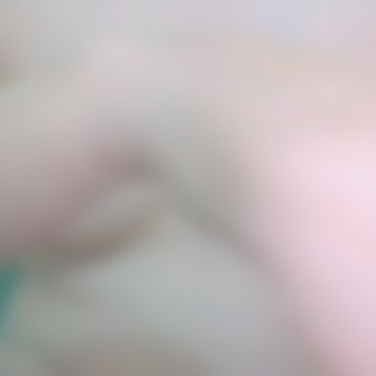 乳首いじいじしてるだけの動画。
でもこれが地味に気持ちいいんだよね。