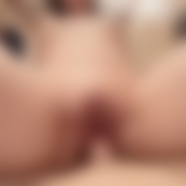 ホテルでハメ撮りしました🏩久しぶりに本番あげる気がする🥺ラブホでハメ撮りしながら騎乗位とバックしました🫶騎乗位はおまんこ