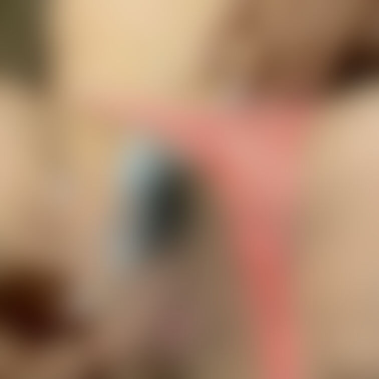 旦那です🙋
昨晩は溜まってたせいか、量も濃さもかなりのものでした😆
ちなみに妻も5.6回逝ってました💕
リビングで