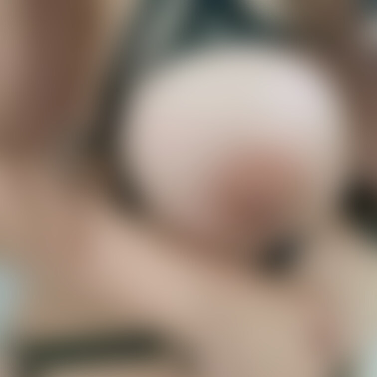 ここなら乳首出せるからね！！！