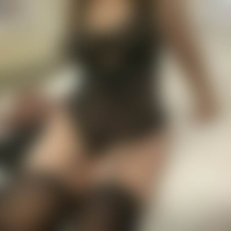 下腹部むちっと　人妻deensとお泊まりしちゃう⁉️