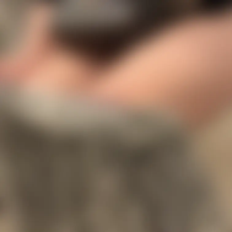 バイト終わって、ズボンの中ずっと気持ち悪くて…

トイレで下ろした瞬間、ムワッと立ち上がる自分の匂いに、ちょっと笑っ