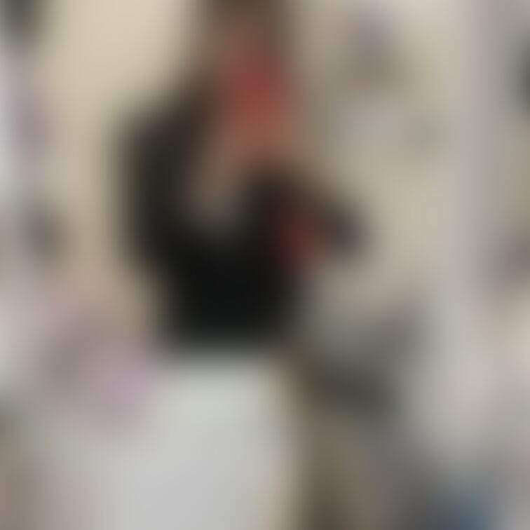 今日のスタジオ撮影会の楽屋でこっそり🤭💓💦
卑猥なランジェリーやパンスト大好きです💓

特にイタリアやフランスのラ