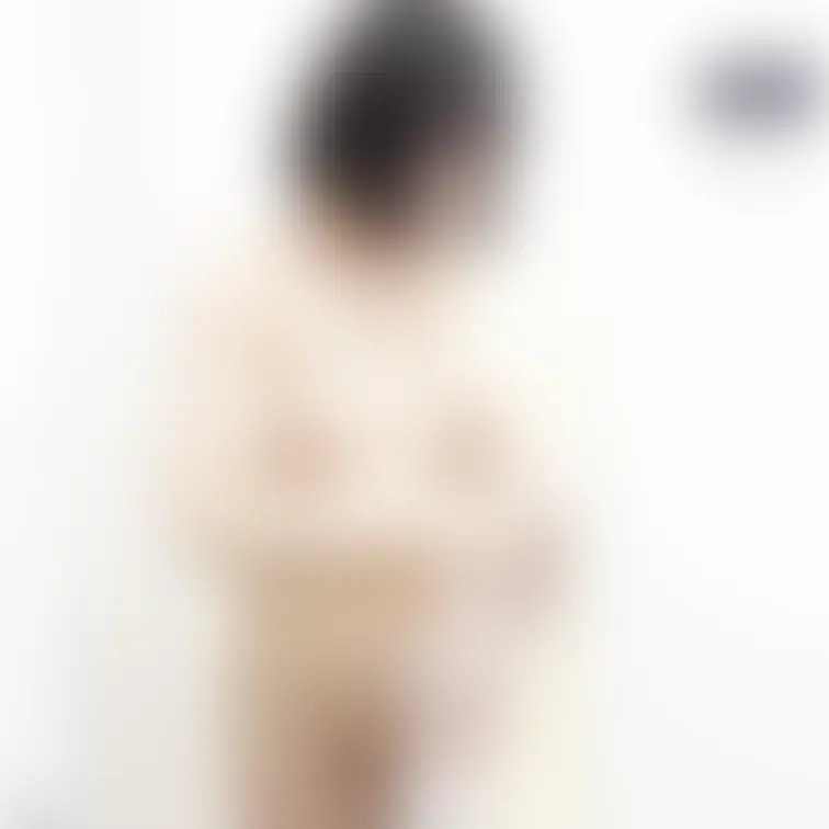 りんの浴室でのショット。入浴中にカメラを回される恥ずかしさにもアイドルなら耐えないといけません。

セクシーアイドル