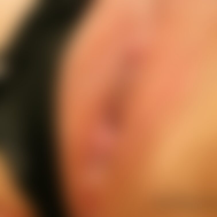 のんびりといつものラブホでお泊まり🥰
既にパンツを食い込ませて感じている様子だったのでパンツをズラしてみるとそこはもう