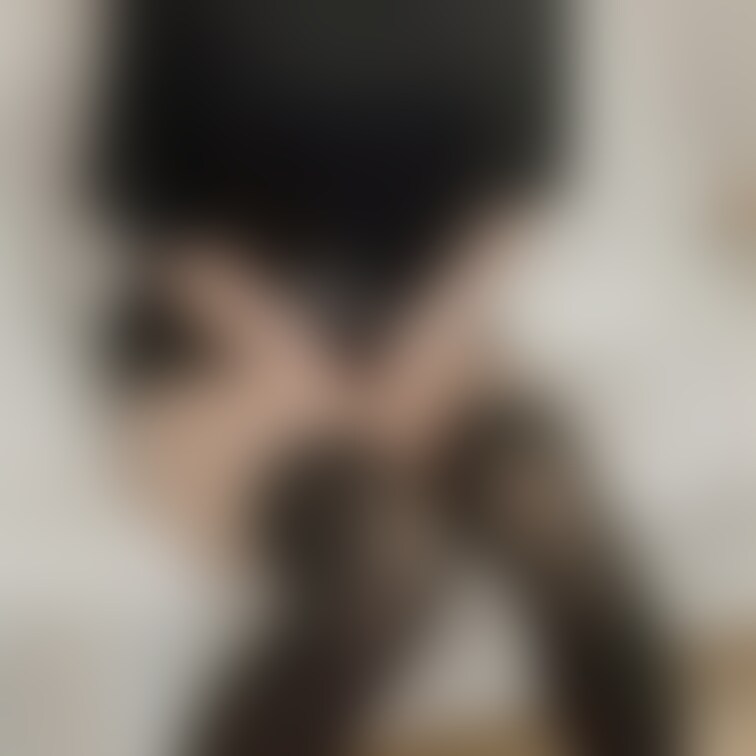 【限定】いい子にちょこんと座ってたんだけど、夏だし暑いから我慢できなくてつい。。。なの。。やっぱり恥ずかしいかも！！
