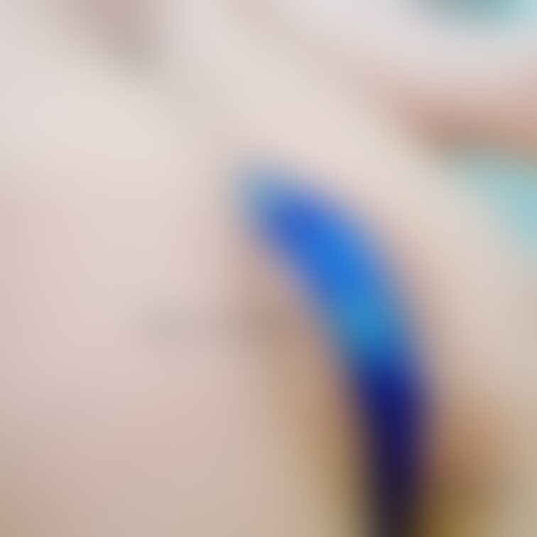 このパンツ食い込み過ぎて具が出たw
なので一部モザイク処理させていただきました😂
おはよう💕
昨日は家に引き篭もろ