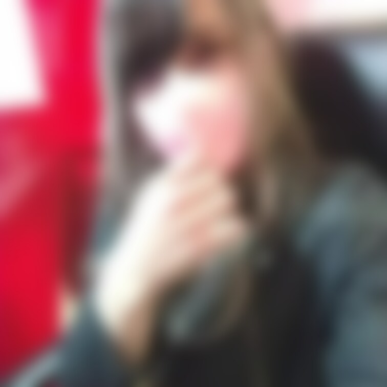 オープン席でドキドキ♥️人いっぱい居るのに㊙️