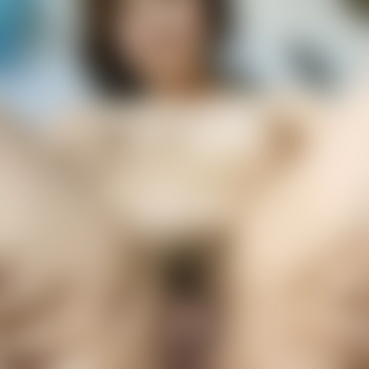 ○○○にオマンコ写真撮られて微笑む変態ママです