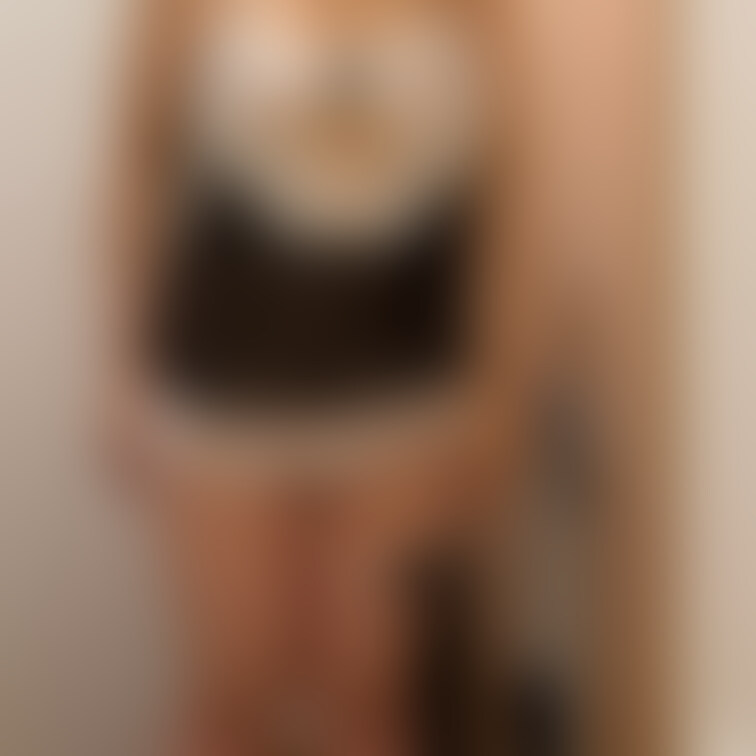 22歳のぽっちゃり【ｉ】
かなりぽっちゃりな子ですがアソコは締まります。
オナラも豪快！