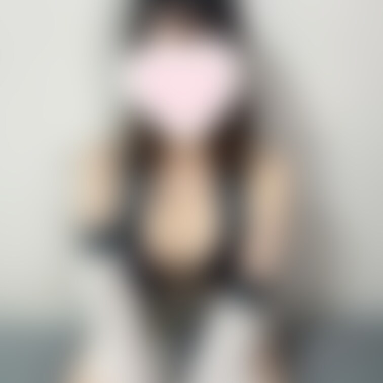 花魁コスプレらしいんですけど、おっぱい丸出しなんですよね😎