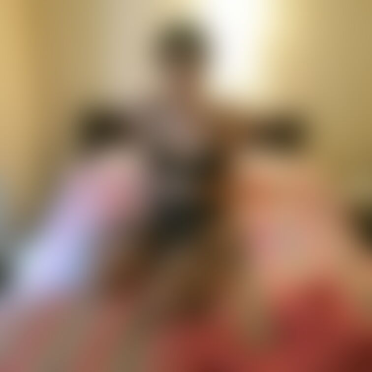 他人棒完全貸出し、完全顔出しになります。
今後公開期限も設定予定ですので確実に保存されるようお願いします。
