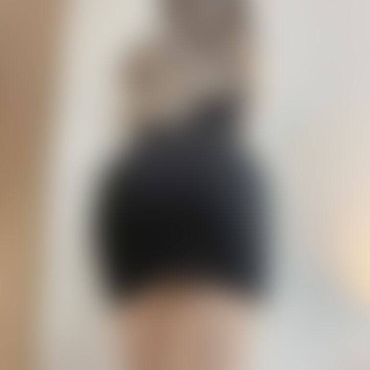 お尻等4枚♡
今日えちえちしちゃうかも♡
新衣装🥰