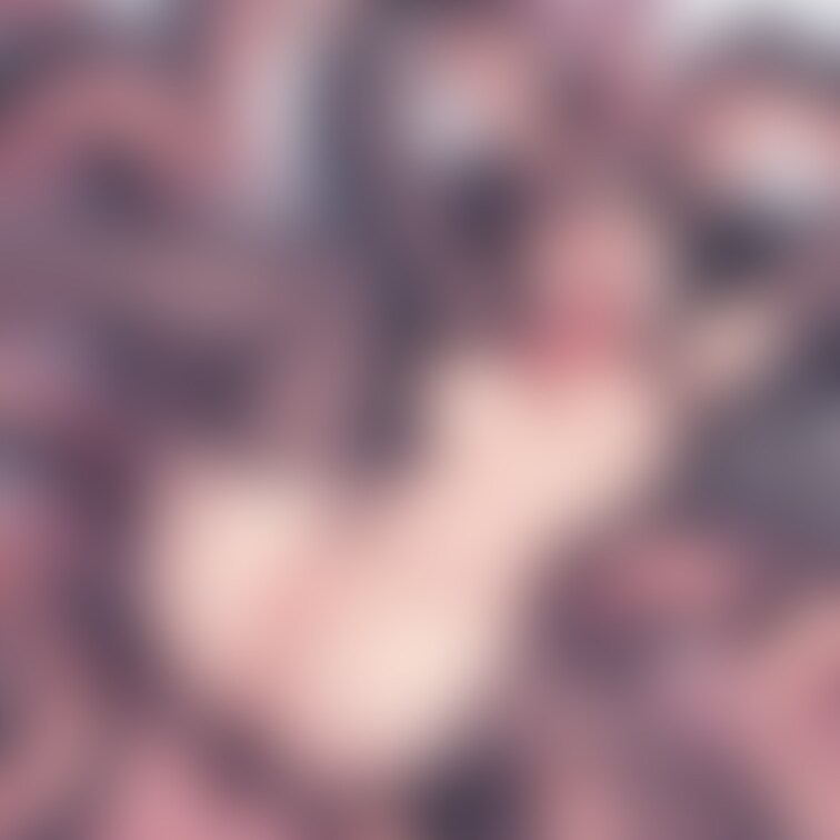 触手に襲われる女の子