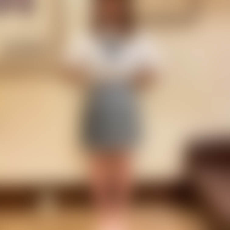 以前話していた制服が届いたので撮りました!
スカートがかなり似てるからほぼ4ヶ月前までの私です笑