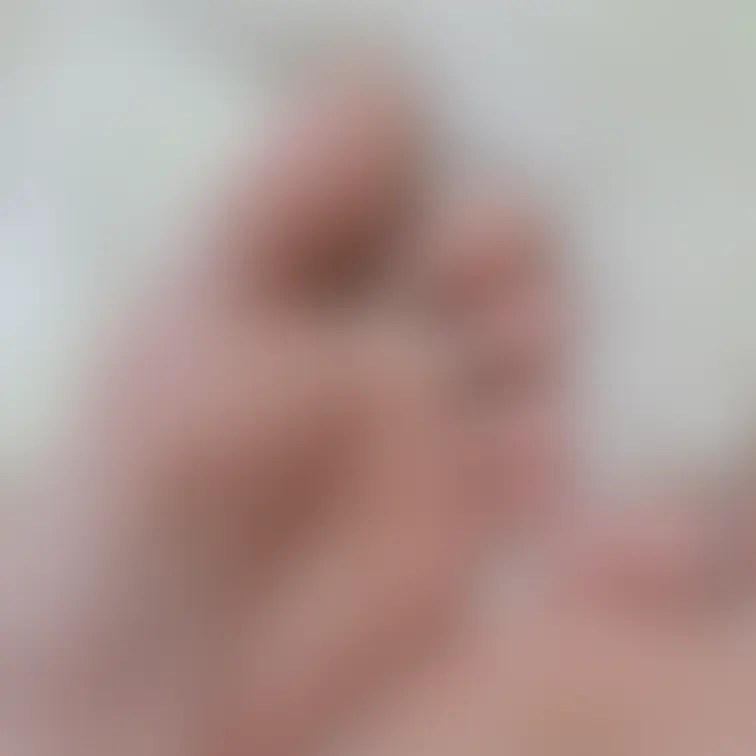 少し足汗かいててほこりついてる足の裏💦笑
好き嫌い分かれると思うから見れる方は見てください🤭