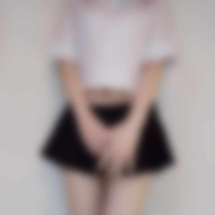 乳首イキ♪マイクロミニスカートで♪