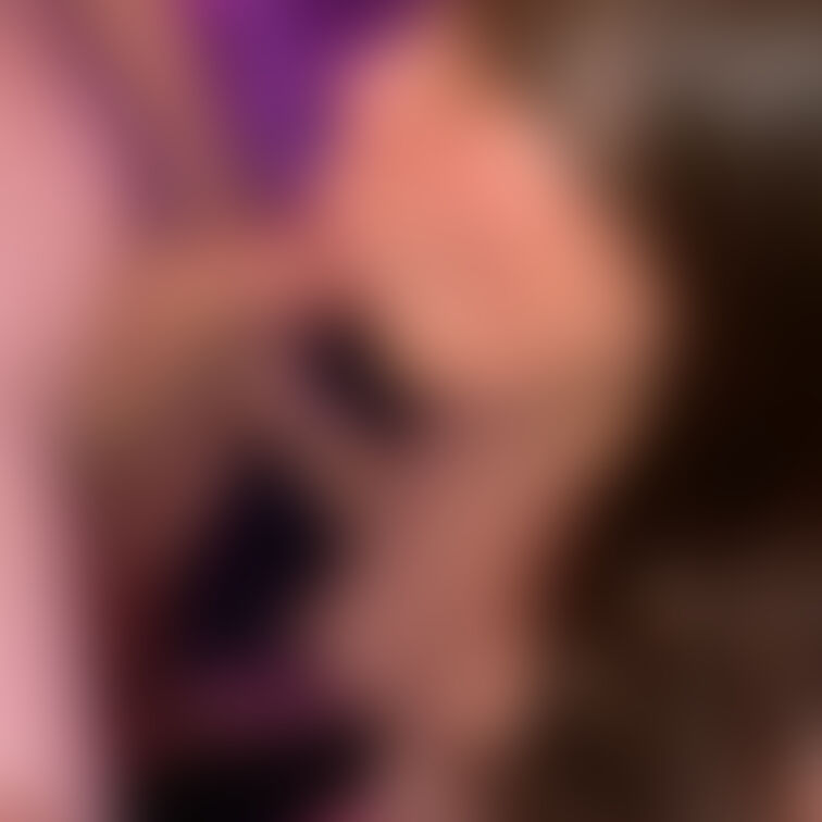 妻のフェラ画
大好きな肉棒を咥えています。
#人妻
#素人
#寝取られ
#NTR
#他人棒
#3P
#複