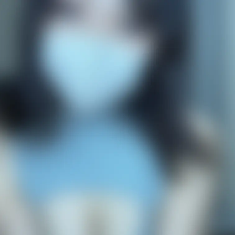 こんにちは、なるです❣️
今回はえちえちなセーターを着てみました!!
この衣装の動画も撮影したから楽しみにまって