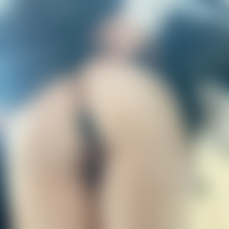 アナルプラグ挿入してド◯キで露出🍑
どきどきと解放感が堪りません💭

画像荒くてごめんなさい🙇🏻‍♀️