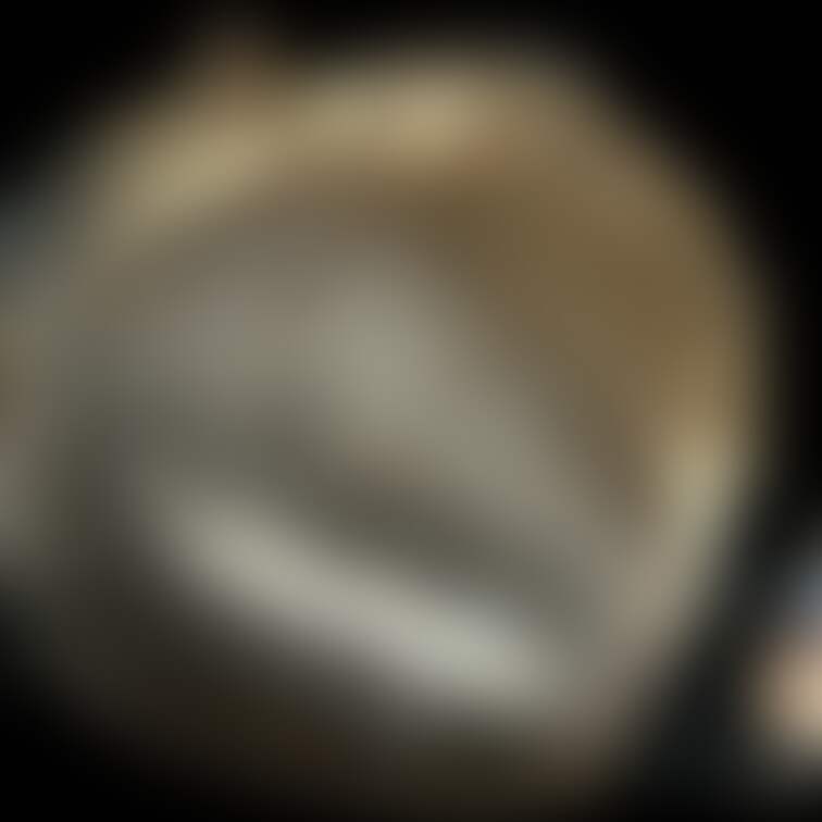 寄り添う時、分け目ばっちりみちゃいます
