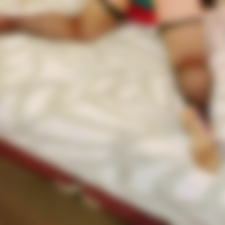 めちゃくちゃお気に入りのコスチュームで

四つん這い

見つめられてジンジンオマタが感じて

思わず

