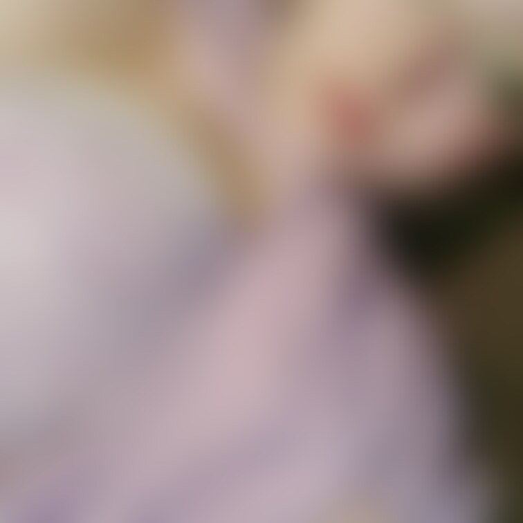 むらむら
中はぬれぬれかも？