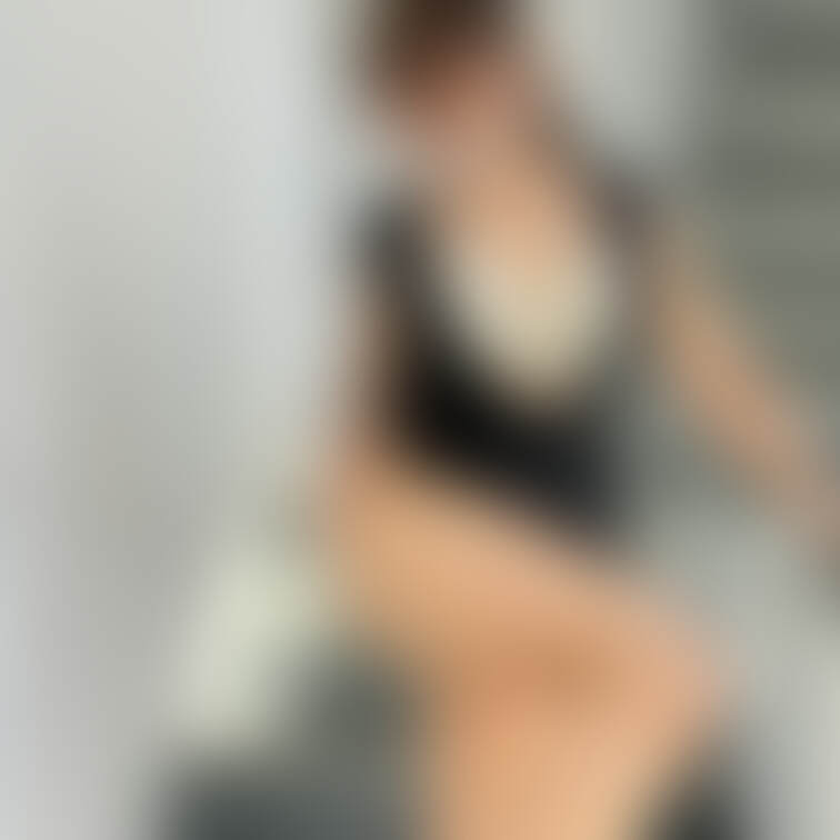 私の露出オナニーの見学&撮影してくれた会員さまが沢山写真も撮ってくれてたので画像もアップしますね🥰
汗だくで恥ずか