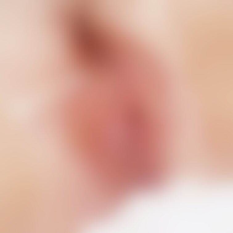 クリおな好きの初自撮り。モザイクのかけ方難しいね。頑張ってこれから上手になります。
こちらは無料プラン加入で見ることが