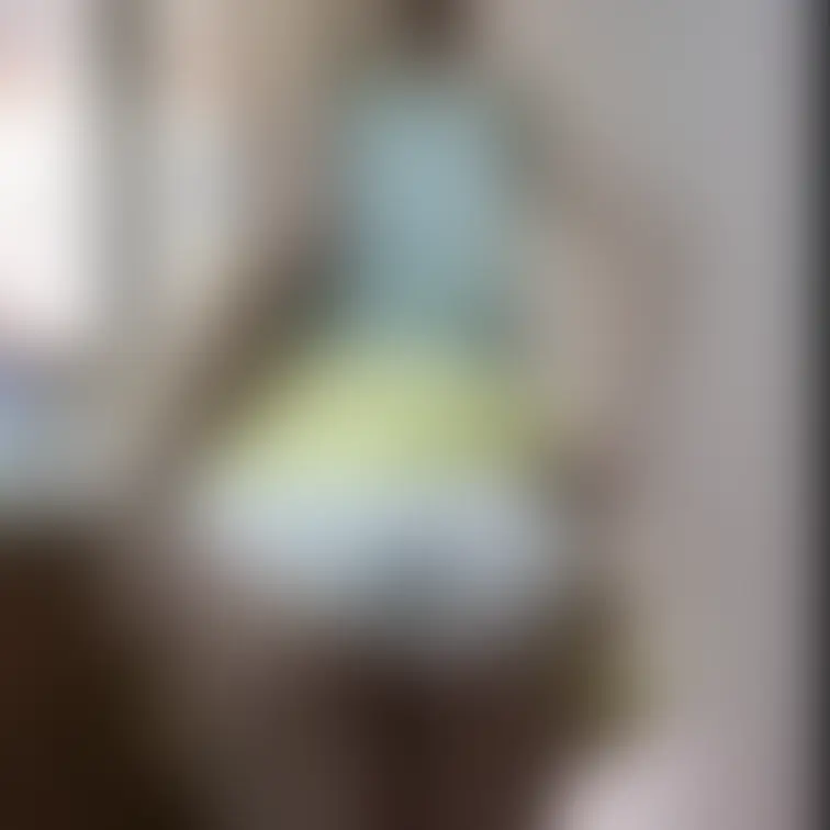 美人お姉さんのお尻
白いパンティ好きな方へ
