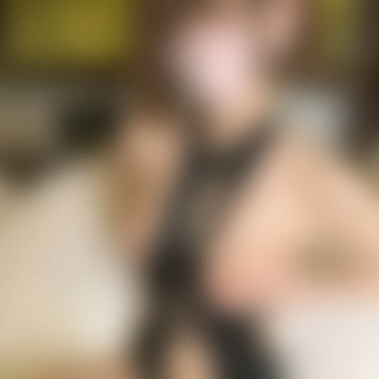 こんばんは…ましろです💭



ましろのおっぱいもみもみする？？

服の上からより直接の方が

気持ちい