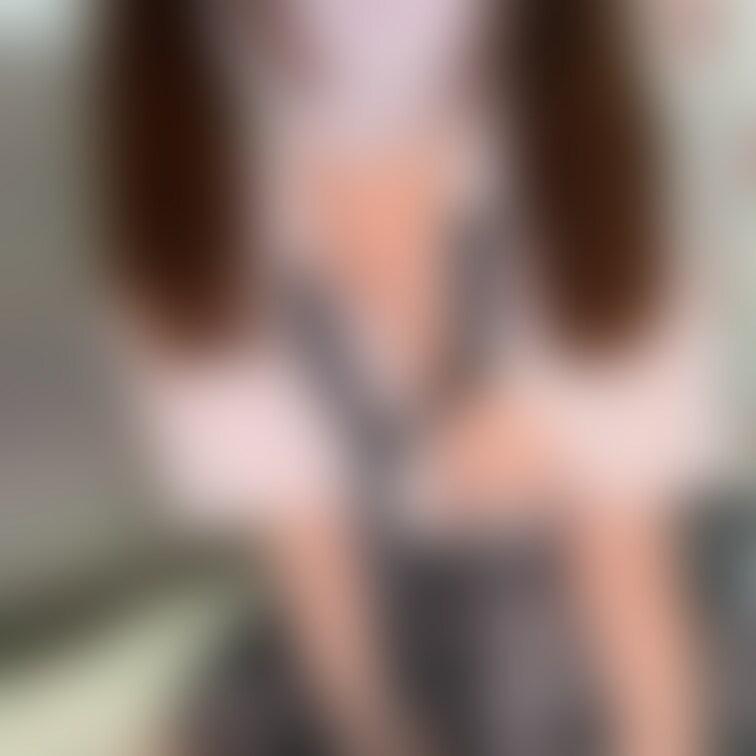 みゆの制服姿どうですか❓😊

こんなコスプレして欲しいという方はよければコメントしてね😘