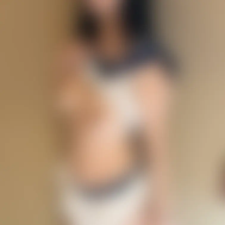 寒いのにこんな服着てるから色々固くなっちゃうよね🙈