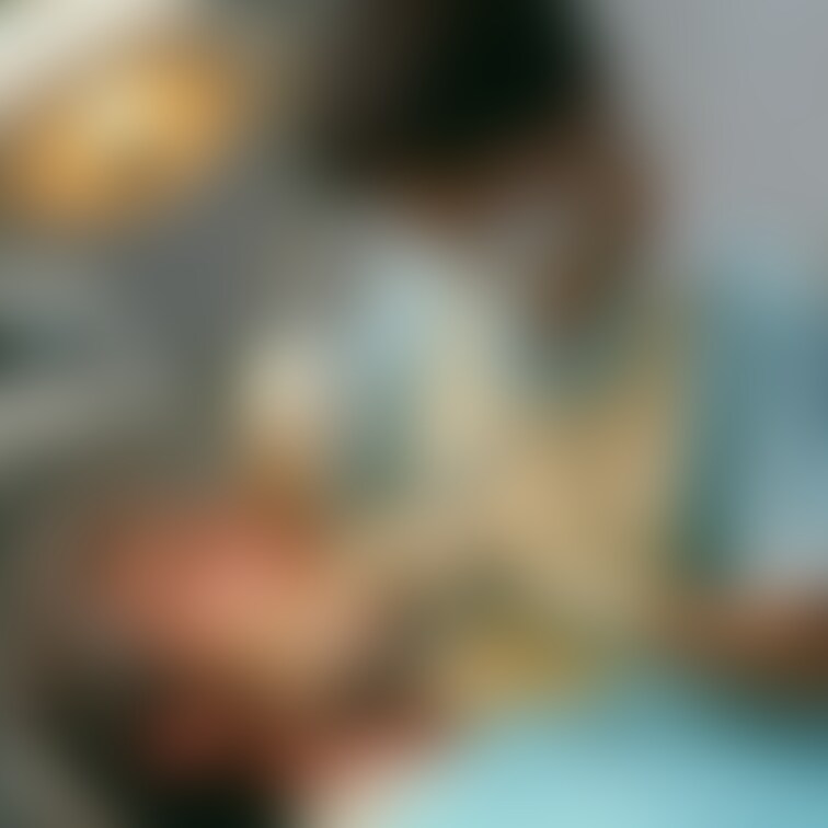 歯科治療、レトロ、歯科衛生士、歯科女医、手術着、白衣、エプロン、痛い