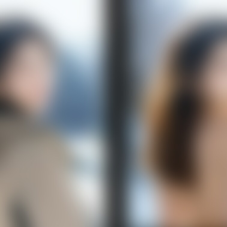 画像№1222   着衣と脱衣を並べた画像です    ※有料プラン用