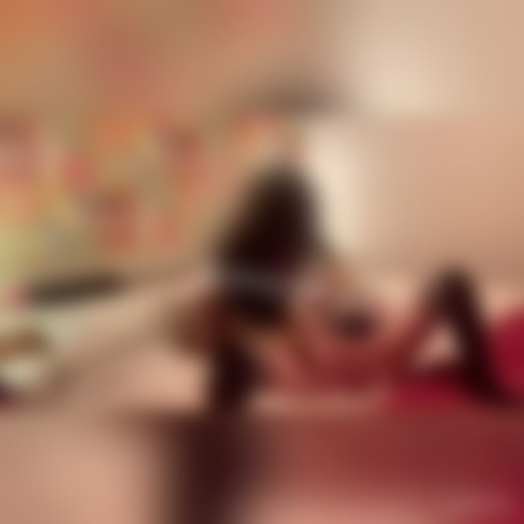 手マンクンニ約４分動画💕🥺可愛い喘ぎ声とくちゅくちゅ愛液音を聴いてね☺️